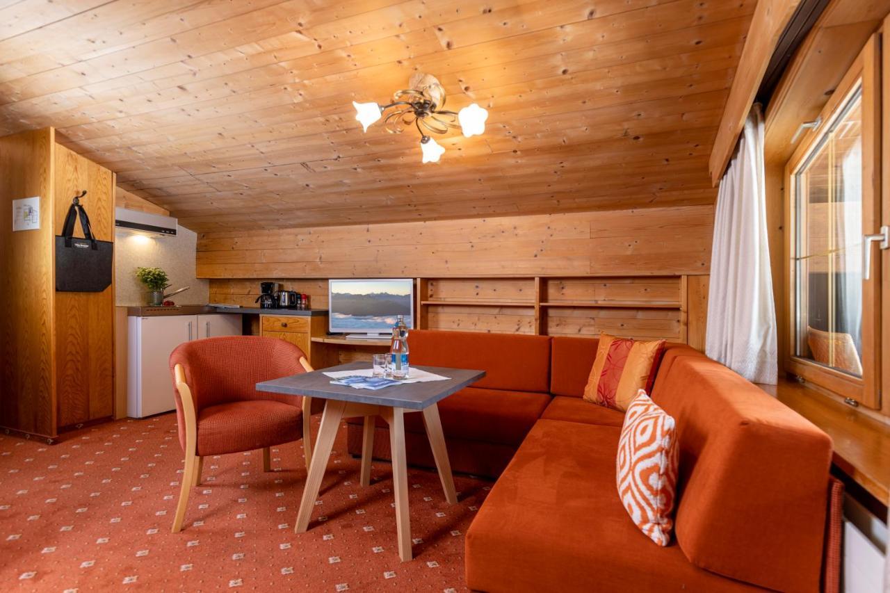 Appart & Hotel Garni Villa Knauer Mayrhofen Exterior foto