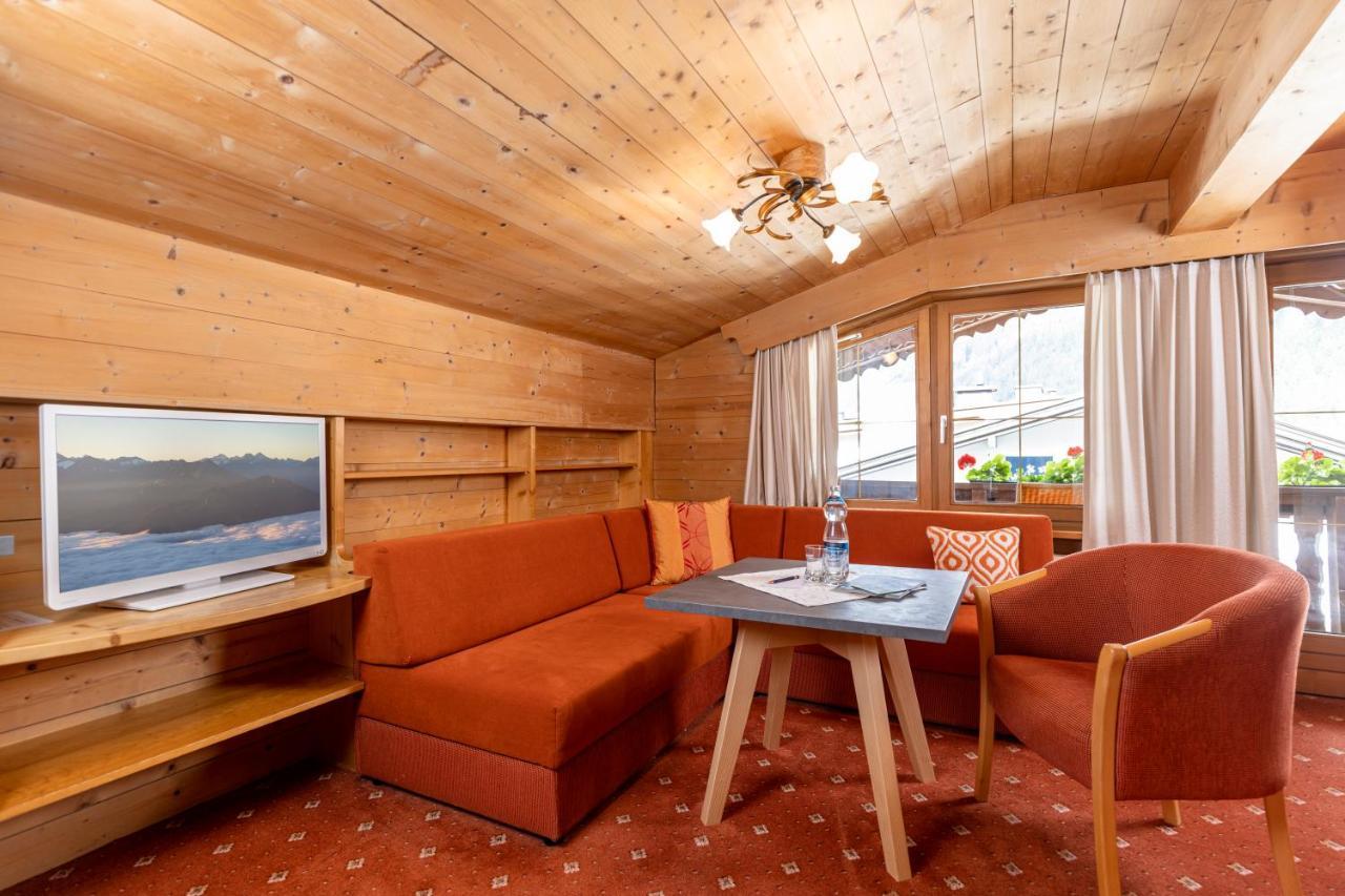 Appart & Hotel Garni Villa Knauer Mayrhofen Exterior foto