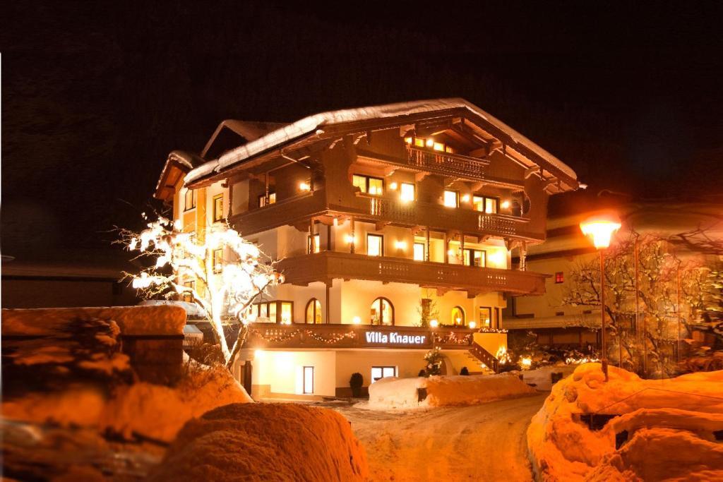 Appart & Hotel Garni Villa Knauer Mayrhofen Exterior foto